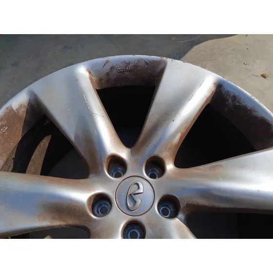 Llanta para Infiniti Qx70