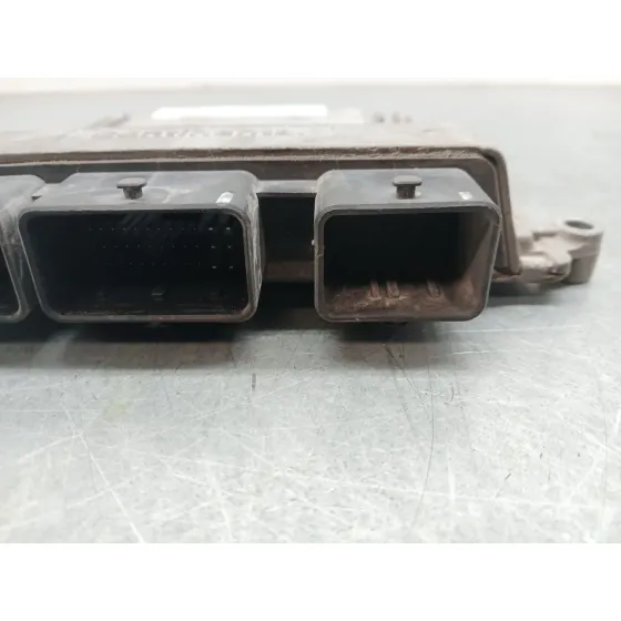 Centralita Motor Uce para Skoda Octavia Berlina (1Z3)
