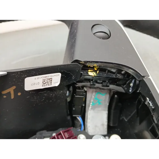 Volante para Tesla Model 3 (5Yj3)