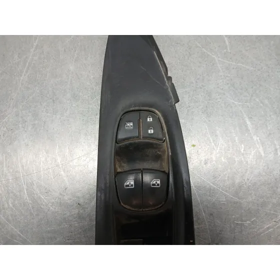 Mando Elevalunas Delantero Izquierdo para Nissan Qashqai Ii (J11, J11_)