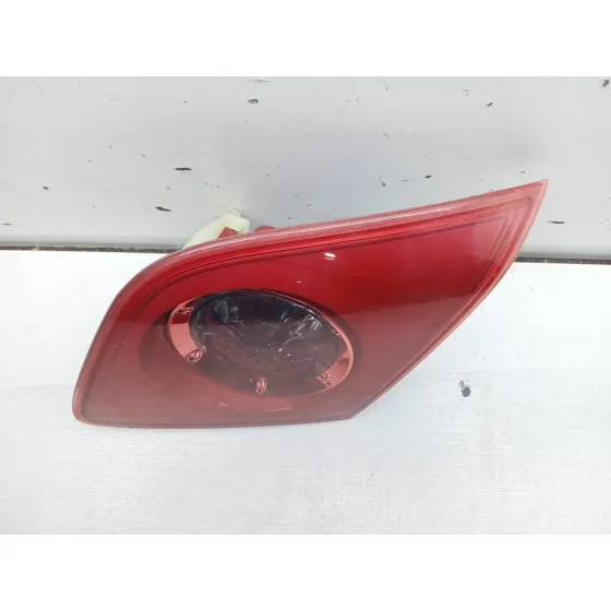 Piloto Trasero Derecho Interior para Mazda 3 (Bk)
