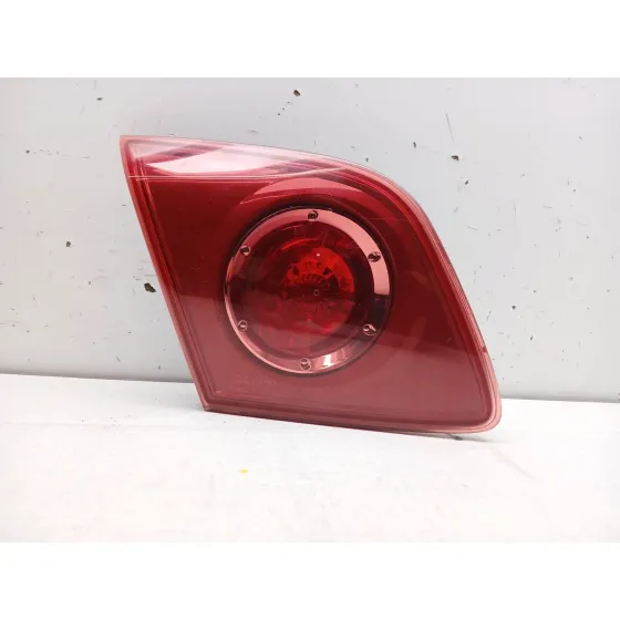 Piloto Trasero Izquierdo Interior para Mazda 3 (Bk)
