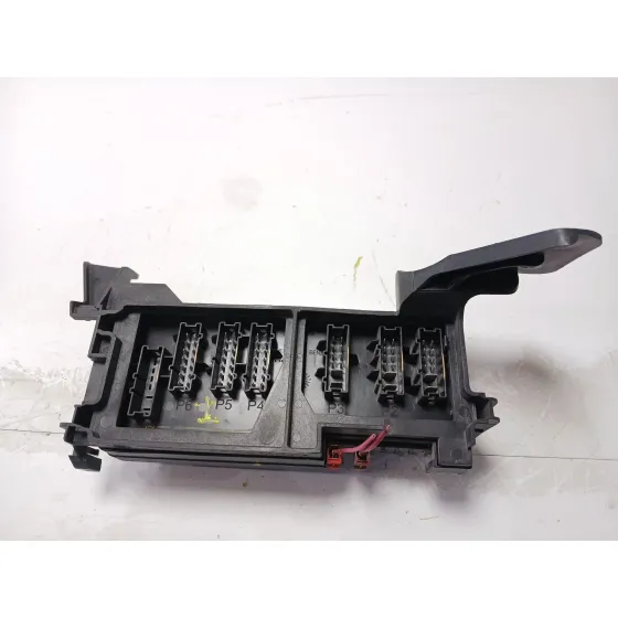 Caja Reles / Fusibles para Mercedes-Benz Clase M (W164)