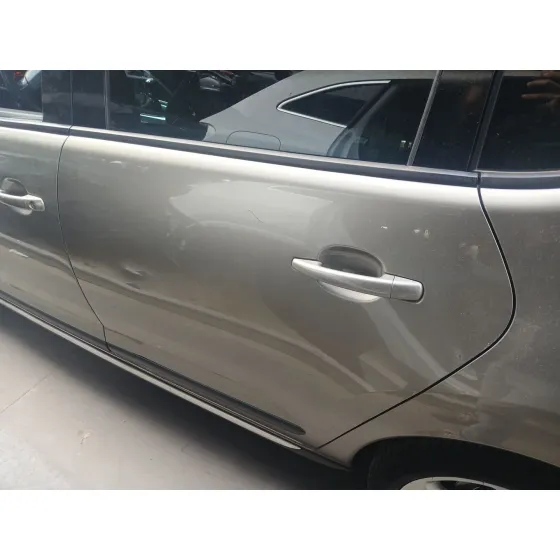 Puerta Trasera Izquierda para Peugeot 3008 I Monospace (0U_)