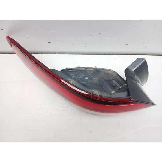 Piloto Trasero Izquierdo para Mazda 6 Station Wagon (Gj, Gl)