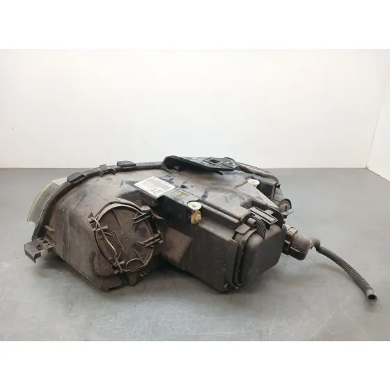 Faro Derecho para Audi A3 (8P1)