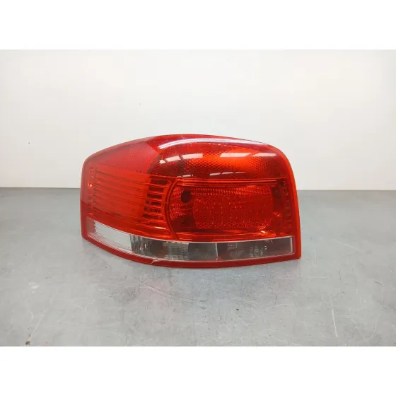 Piloto Trasero Izquierdo para Audi A3 (8P1)