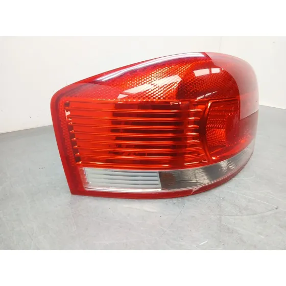 Piloto Trasero Izquierdo para Audi A3 (8P1)