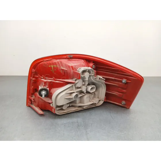 Piloto Trasero Izquierdo para Audi A3 (8P1)