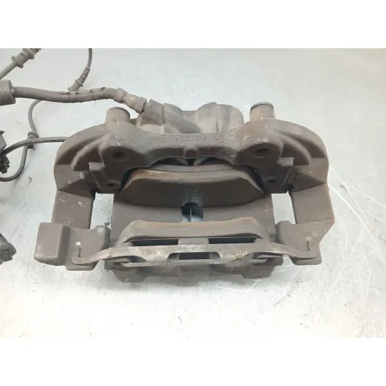 Pinza Freno Delantera Derecha para Mercedes-Benz Clase M (W164)