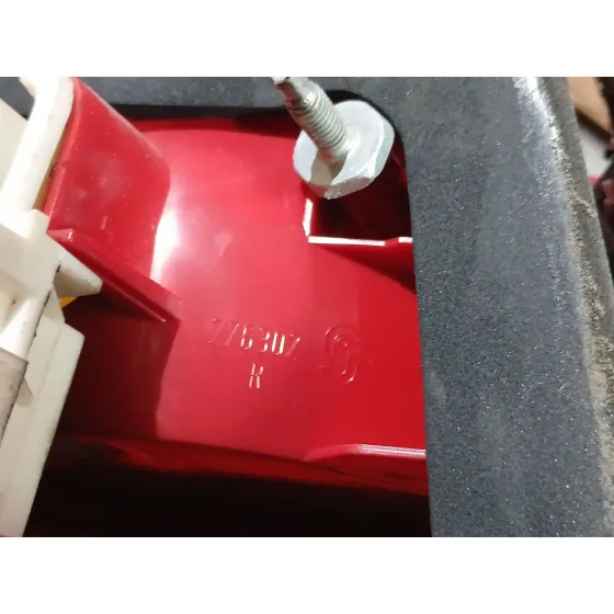 Piloto Trasero Derecho para Bmw 3 (E90)