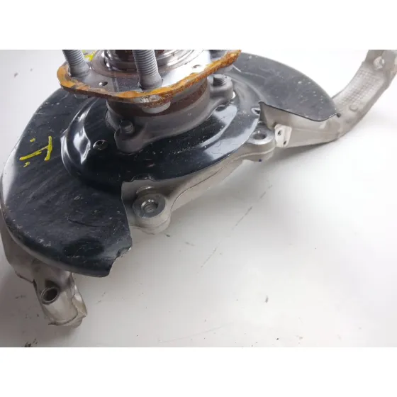 Mangueta Delantera Izquierda para Tesla Model 3 (5Yj3)