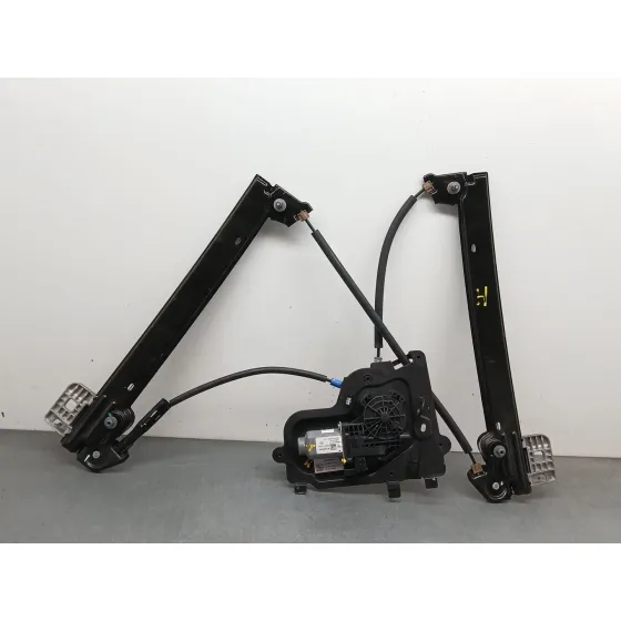 Elevalunas Delantero Derecho para Tesla Model 3 (5Yj3)
