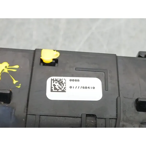 Mando Elevalunas Delantero Izquierdo para Tesla Model 3 (5Yj3)