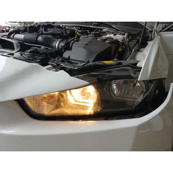 Faro Izquierdo para Jaguar Xe (X760)