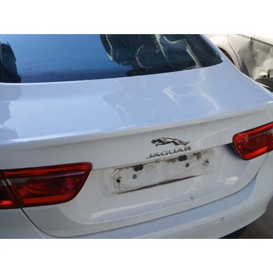 Tapa Maletero para Jaguar Xe (X760)