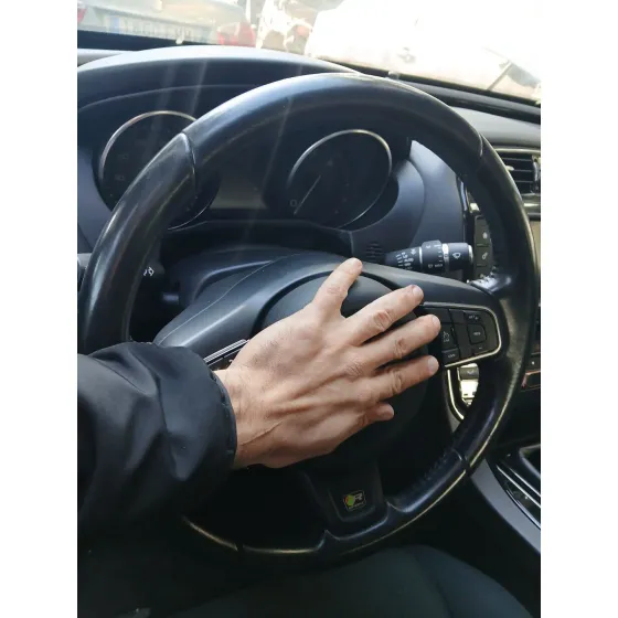 Volante para Jaguar Xe (X760)