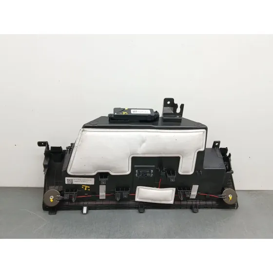 Guantera para Tesla Model 3 (5Yj3)