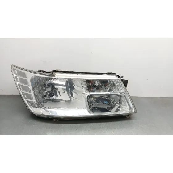 Faro Derecho para Fiat Freemont (345_)