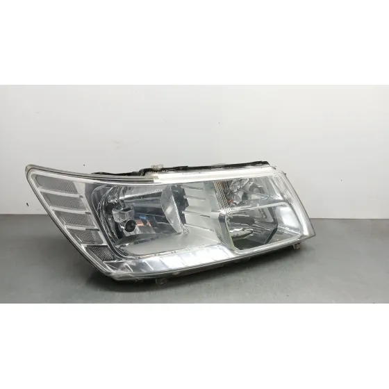 Faro Derecho para Fiat Freemont (345_)