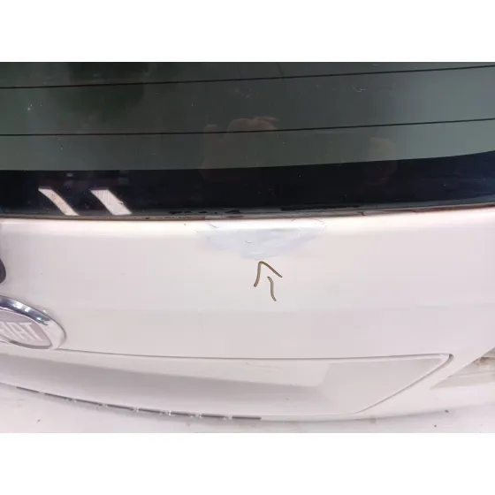 Porton Trasero para Fiat Freemont (345_)