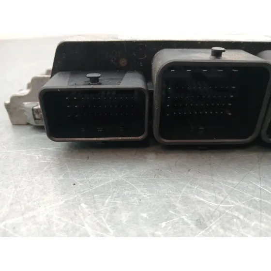 Centralita Motor Uce para Ford Focus Iii Turnier