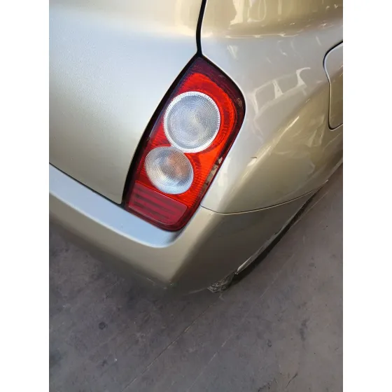 Piloto Trasero Derecho para Nissan Micra Iii (K12)