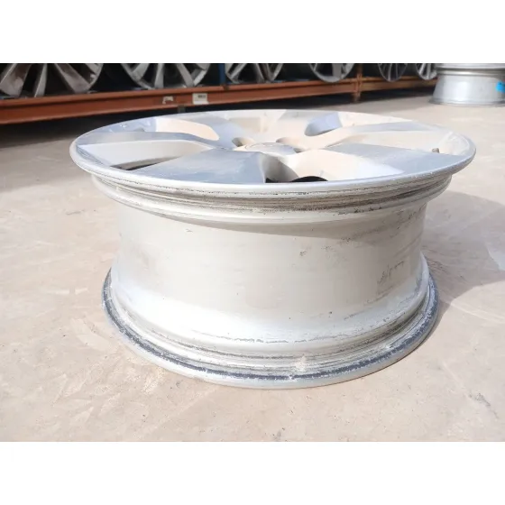 Llanta para Subaru Legacy Kombi/Outback B14