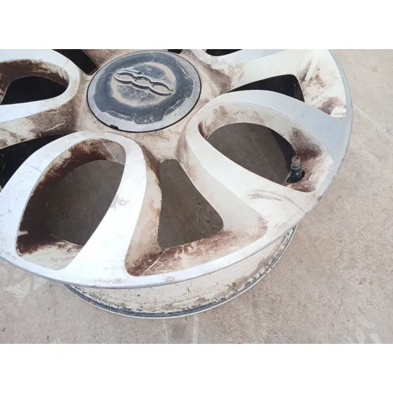 Llanta para Fiat 500 L (330)
