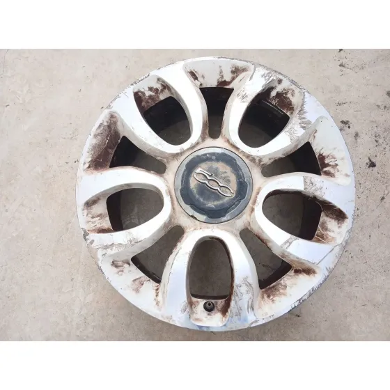 Llanta para Fiat 500 L (330)