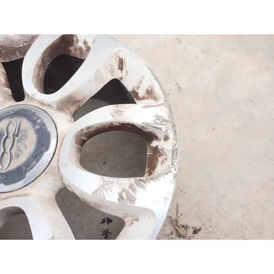Llanta para Fiat 500 L (330)