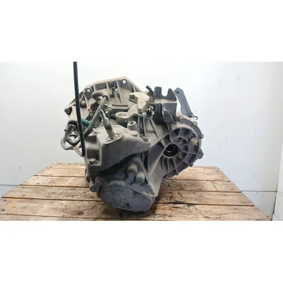 Caja Cambios para Nissan Juke (F15)