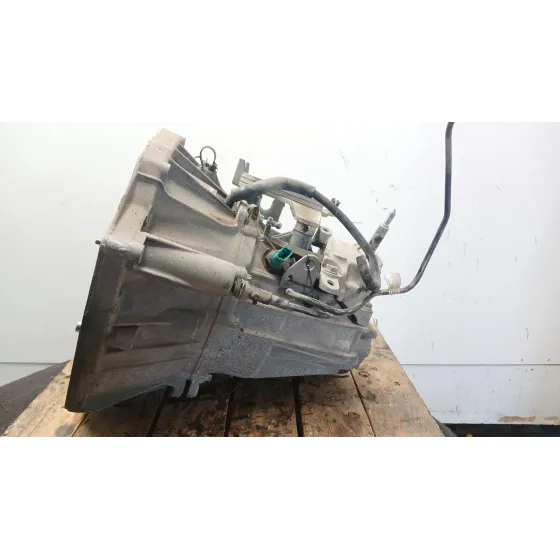 Caja Cambios para Nissan Juke (F15)