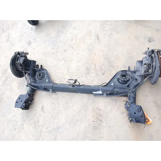 Puente Trasero para Nissan Juke (F15)