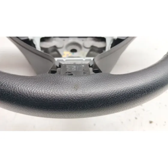 Volante para Nissan Juke (F15)