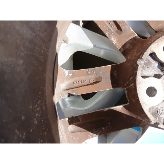 Llanta Trasera Izquierda para Nissan Juke (F15)