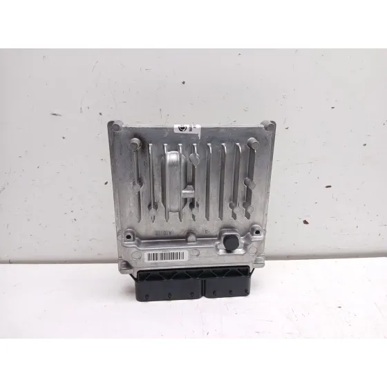 Centralita Motor Uce para Mercedes-Benz Vito / Mixto Furgoneta (W639)
