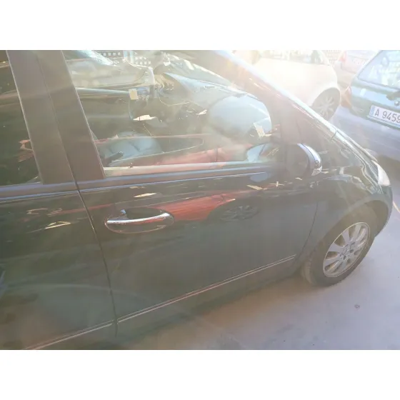 Puerta Delantera Derecha para Mercedes-Benz Clase A (W169)