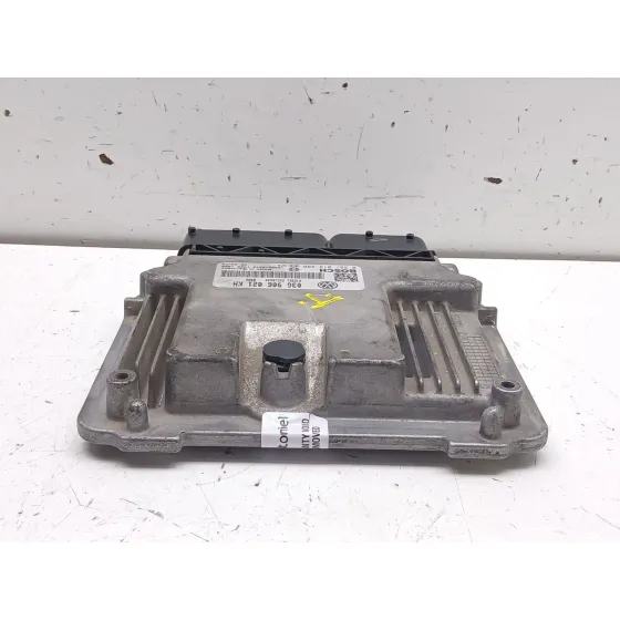Centralita Motor Uce para Volkswagen Golf V (1K1)