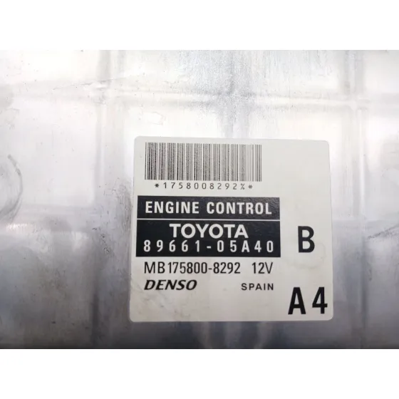 Centralita Motor Uce para Toyota Avensis Sedan (_T25_)
