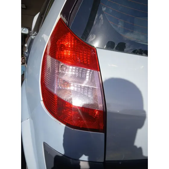 Piloto Trasero Izquierdo para Renault Scenic Ii (Jm0/1_)