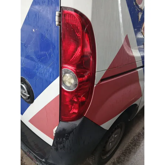 Piloto Trasero Derecho para Opel Combo Furgoneta/Monovolumen (X12)