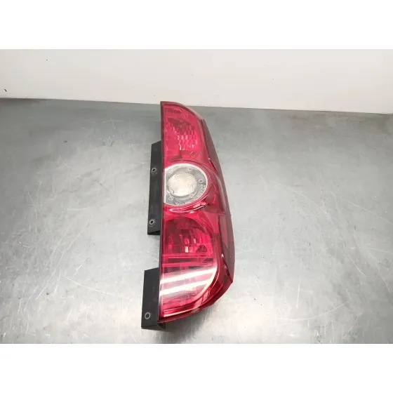 Piloto Trasero Derecho para Opel Combo Furgoneta/Monovolumen (X12)