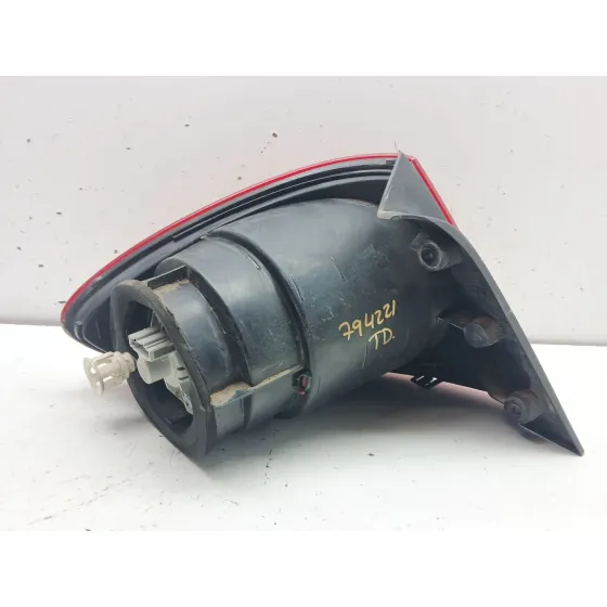 Piloto Trasero Derecho para Seat Toledo Iii (5P2)