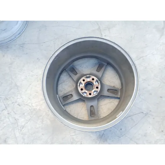 Llanta para Jaguar Xe (X760)