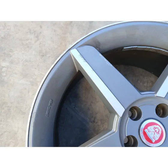 Llanta para Jaguar Xe (X760)