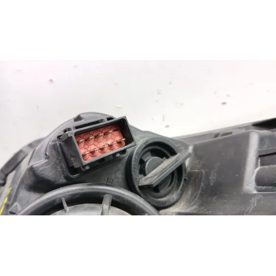 Faro Derecho para Opel Insignia A Sedan (G09)