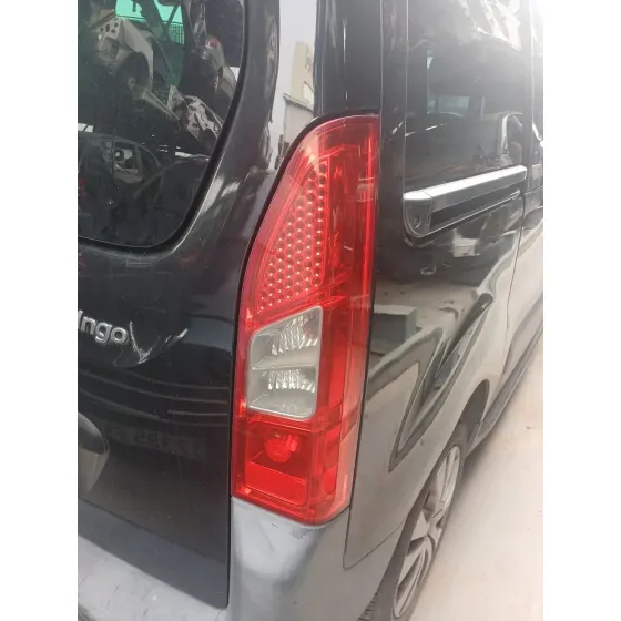 Piloto Trasero Derecho para Citroën Berlingo Multispace (B9)