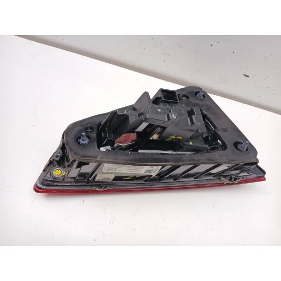 Piloto Trasero Derecho Interior para Seat Arona (Kj7, Kjp)