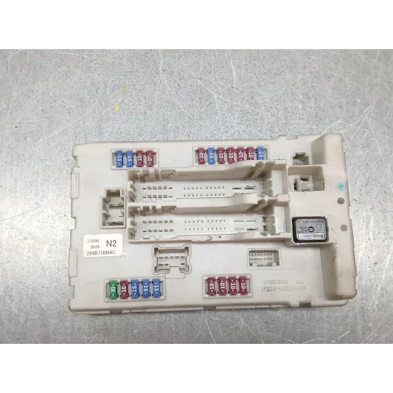 Caja Reles / Fusibles para Infiniti Qx70